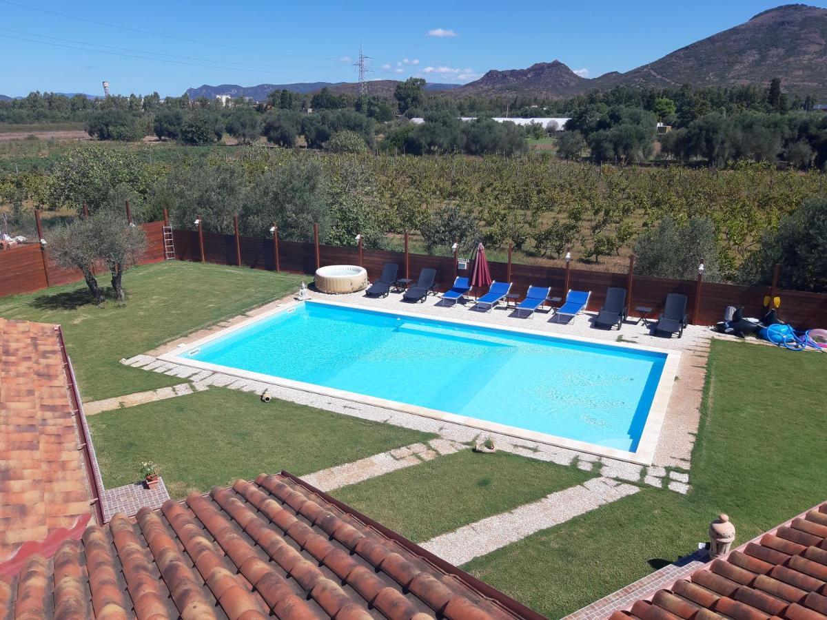 Villa Erilia San Giovanni Suèrgiu Εξωτερικό φωτογραφία