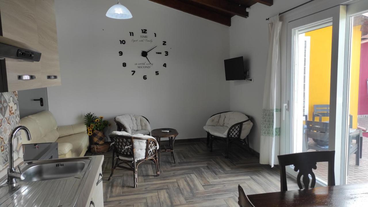 Villa Erilia San Giovanni Suèrgiu Εξωτερικό φωτογραφία